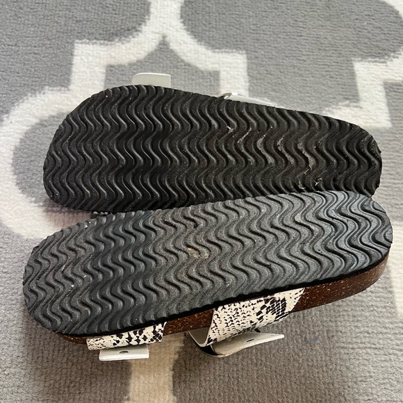 Madden Girl Snake Skin Sandals - Picture 2 of 6